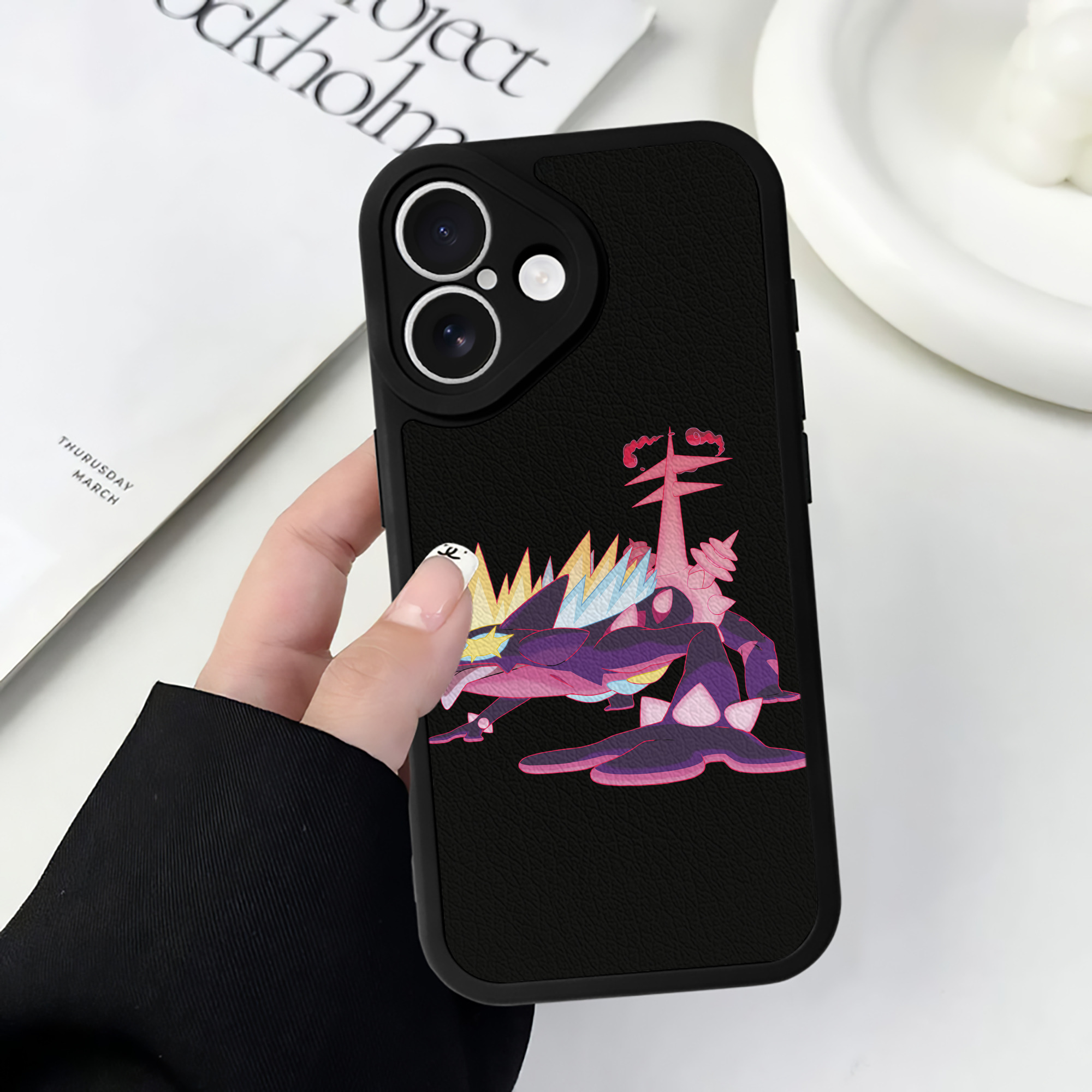 （画像用） ポケットモンスター Pokémon 【iPhone 16シリーズ対応】シリコンスマホケース（レザー調） 材質：シリコン